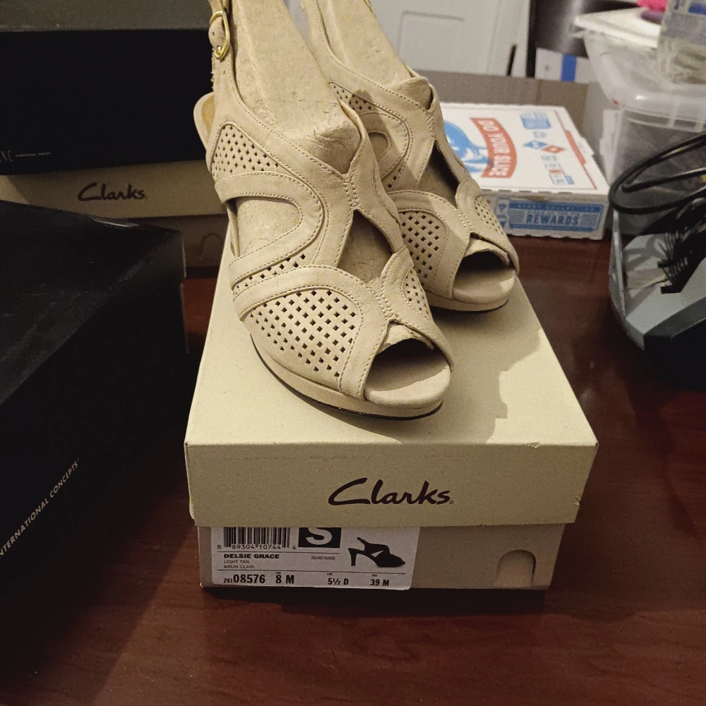 Nude sandals